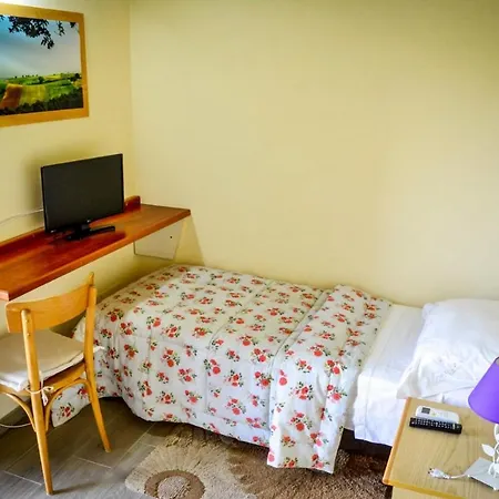 Bed and Breakfast Due Passi *