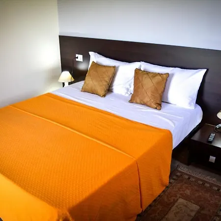 Due Passi Bed and Breakfast *